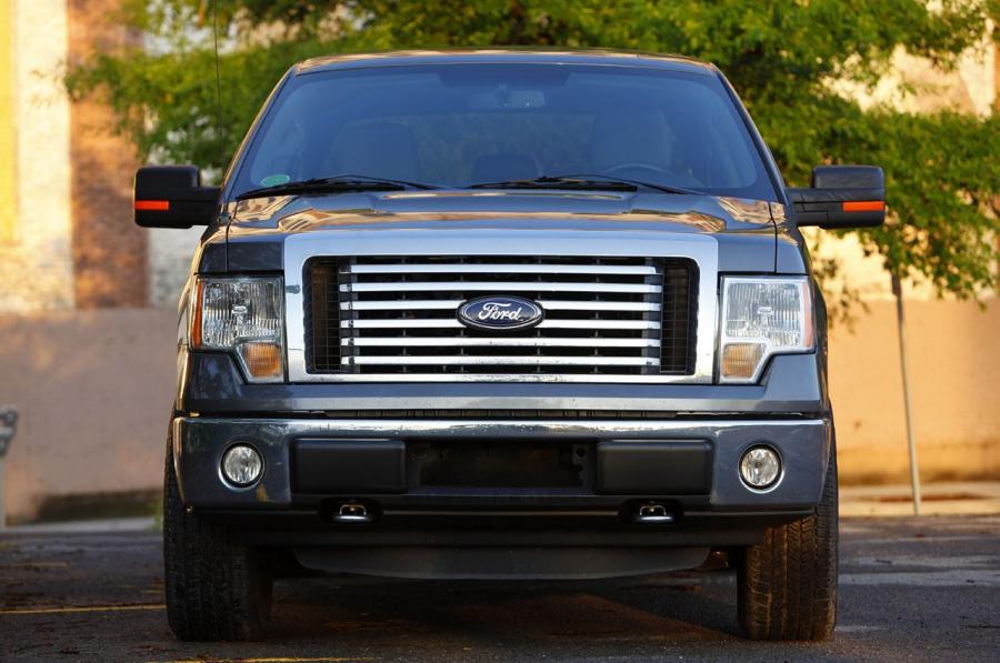  Ford F-150 4x4 SuperCrew 2011 года  (фото 6 из 37)